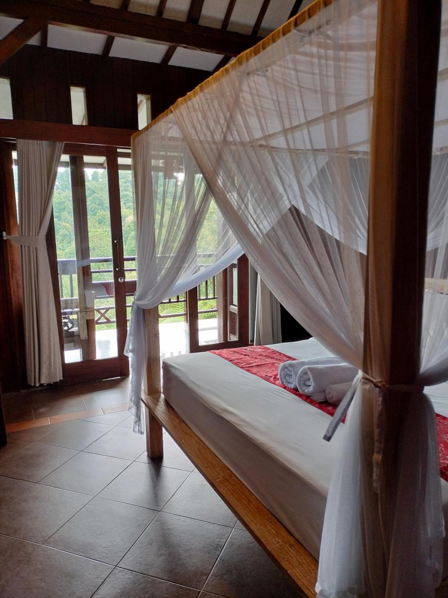 Bintang Munduk Hotel Room photo